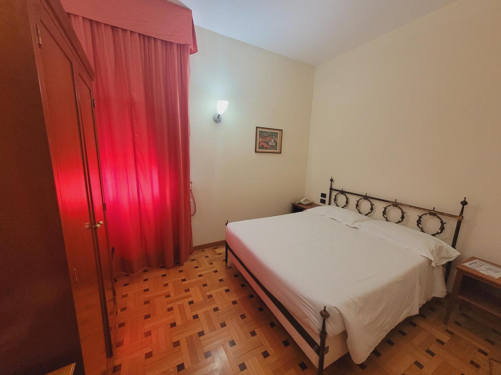 Alla Rocca Hotel Conference & Restaurant Bazzano Екстер'єр фото