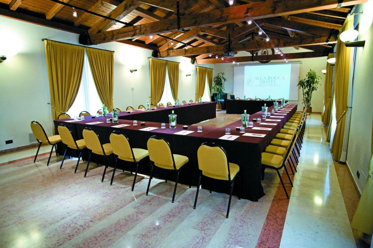 Alla Rocca Hotel Conference & Restaurant Bazzano Екстер'єр фото